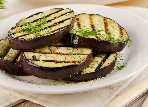 Gegrilde aubergines — Stockfoto