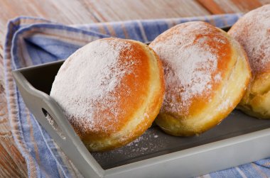 Tatlı ev yapımı çörek