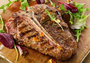 ızgara t-bone biftek