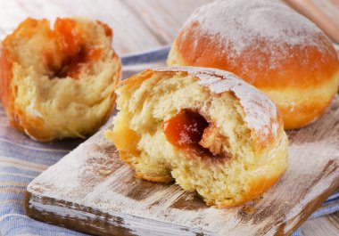 Tatlı ev yapımı çörek