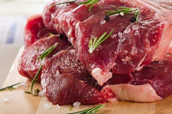 Beef t-bone steak — Stock Photo, Image