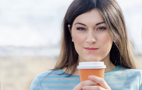 Woman with red Coffee Cup — Stock Photo, Image