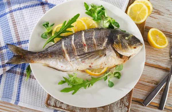 Pesce sarago fritto — Foto Stock