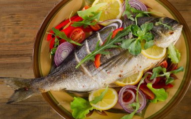 Kızarmış dorado balık