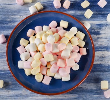 Renkli küçük lokum