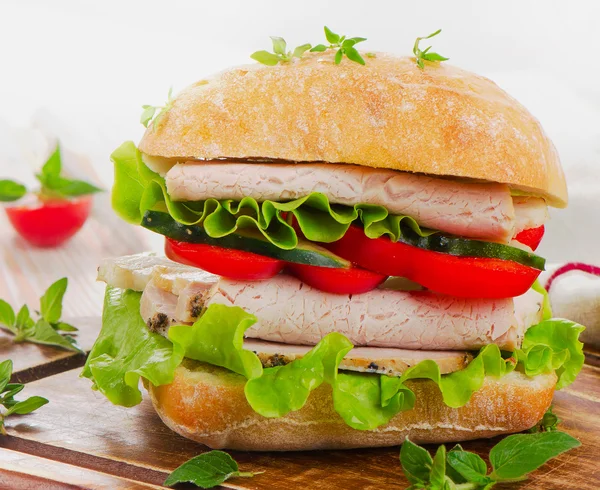 Здоровый свежий сэндвич — стоковое фото