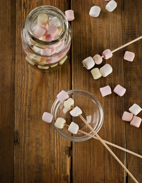 Marshmallows in a glass jar. — Stock Photo, Image