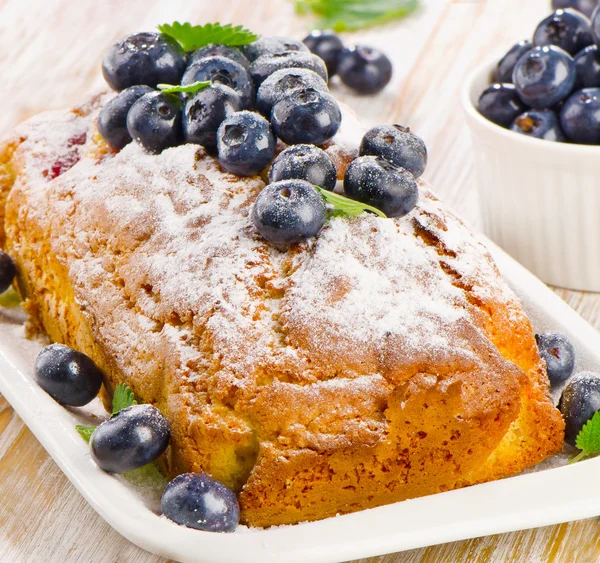 Delicious homemade blueberry cake — Stock Photo, Image