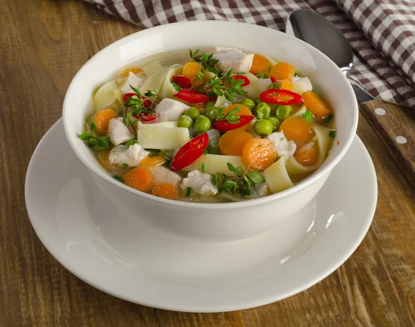 सब्जियों के साथ चिकन सूप — स्टॉक फ़ोटो, इमेज