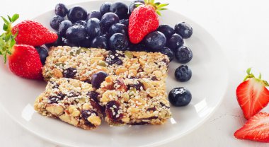 fruit and nut granola bars clipart