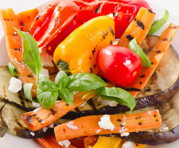 Grilled vegetables with feta — Stock Photo, Image