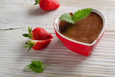 ev yapımı çikolata mousse