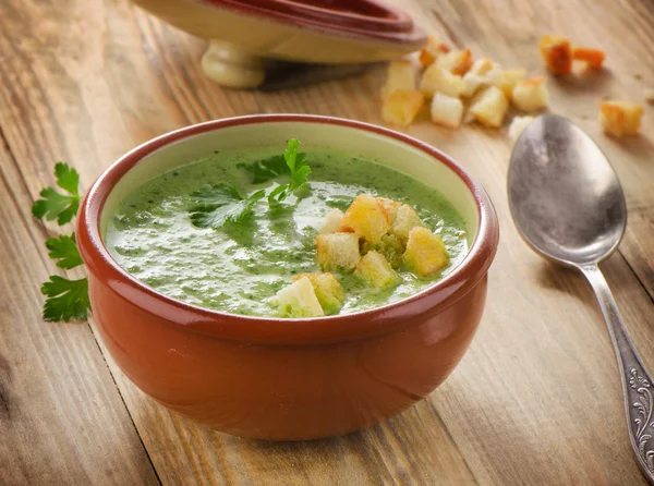 Frische cremige Gemüsesuppe — Stockfoto