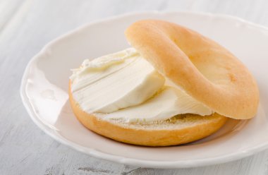 Plate with sliced bagel