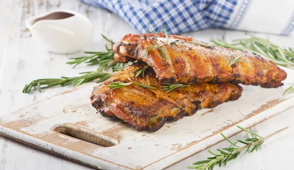 Costillas de cerdo asadas —  Fotos de Stock