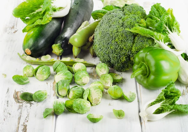 Fresh green vegetables — Stock Photo, Image