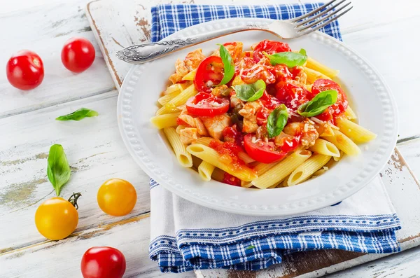 Pasta with Chicken, tomato Sauce — Stock Photo, Image