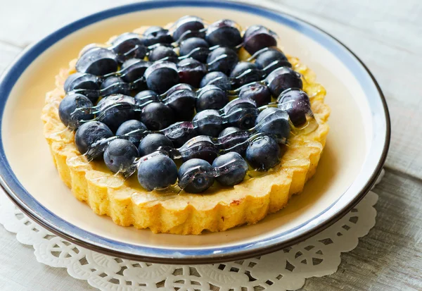 Tasty tart with blueberries — Stock Photo, Image