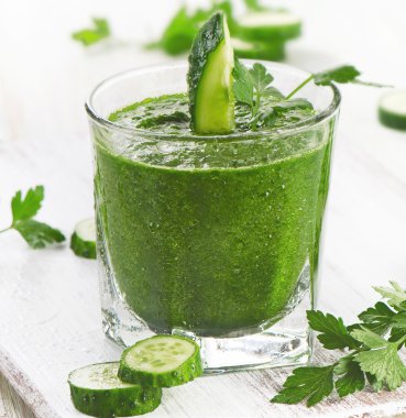 sağlıklı yeşil smoothie