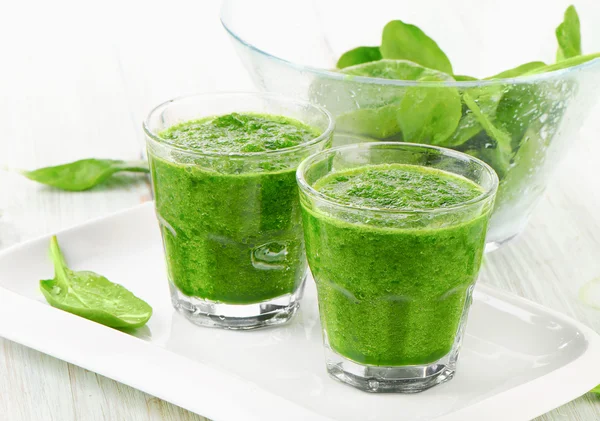 Frullato di spinaci verdi sano — Foto Stock