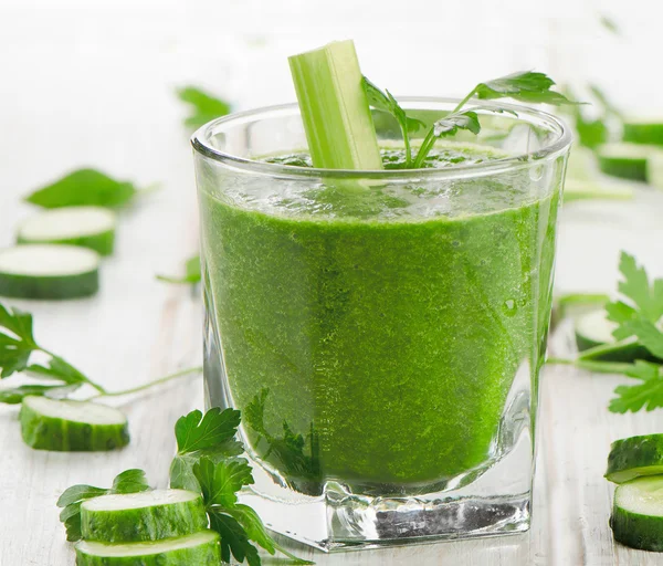 Healthy green smoothie — Stock Photo, Image