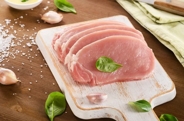 Raw pork chops — Stock Photo, Image