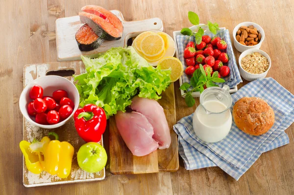 Dieta equilibrada, concepto de comida saludable —  Fotos de Stock