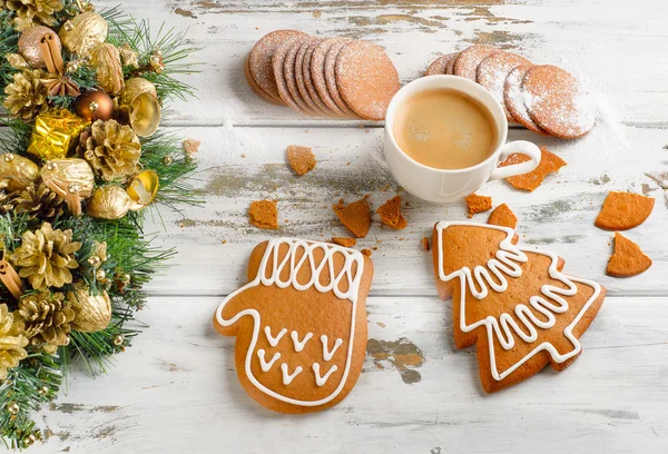 Espreso s vánoční perník cookies. — Stock fotografie