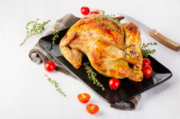 Pollo asado con verduras —  Fotos de Stock