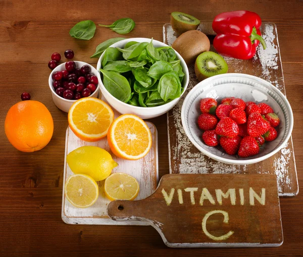 Пища, содержащая витамин С — стоковое фото