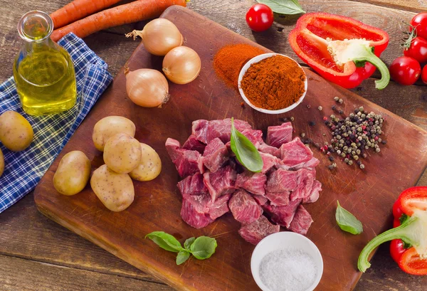Ingredients for goulash on table. — Stock Photo, Image