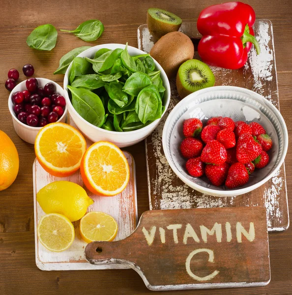 Alimentos que contienen vitamina C . — Foto de Stock