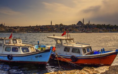 Gemi ve Sultanahmet Camii