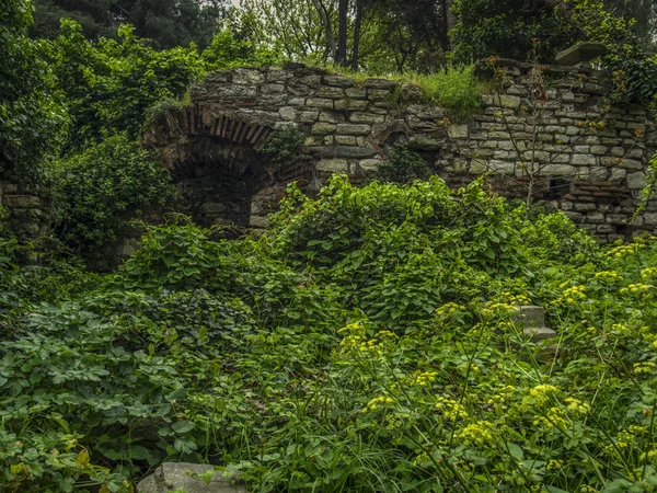 Mittelalterliche Festung ein — Stockfoto