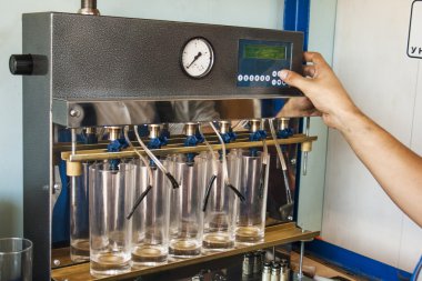 Mekanik enjektör temizliği 