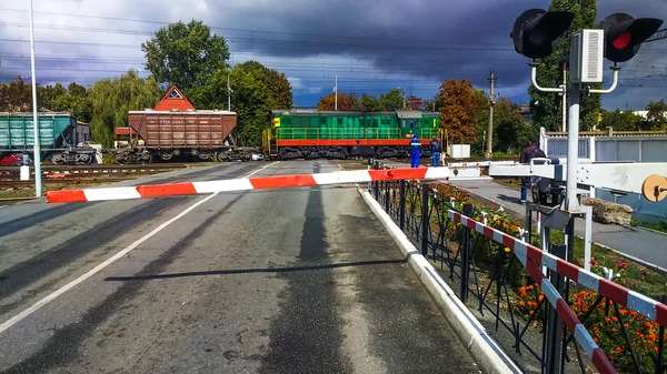 Rail road crossing gate — Stock Photo, Image