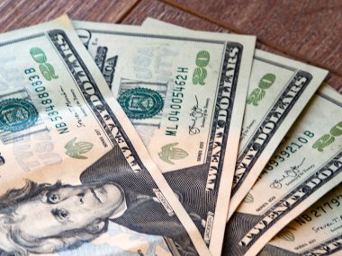 20 dolarlık banknotların arka planı