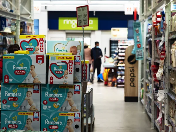 Kiev Ukraine May 2021 Baby Toddler Pampers Seen Displayed Supermarket — Stock Photo, Image