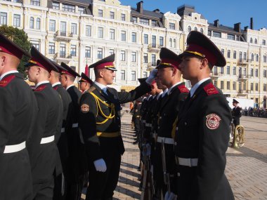 Ukrayna'nın bayrak günü onuruna resmi bayrak törenini töreni