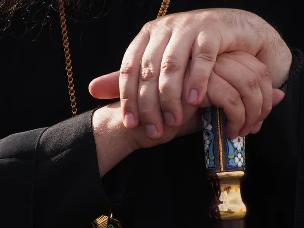 Priest's hands at  Independence day — Stock Photo, Image