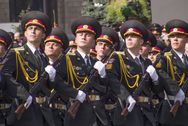 Kiev military parade to mark Independence day — Stock Photo, Image