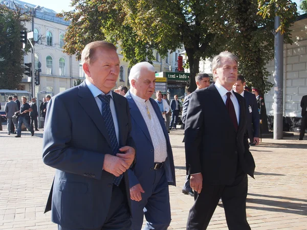 前总统克拉夫丘克、 列昂尼德库奇马和维克托 · 尤先科 — 图库照片