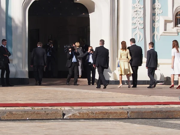 Presidente Petro Poroshenko en honor al Día de la Bandera de Ucrania —  Fotos de Stock