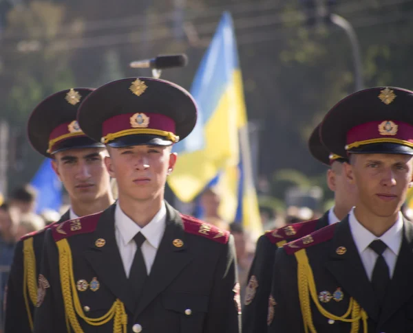 Oficjalna ceremonia podniesienia bandery na cześć dnia Flaga Ukrainy — Zdjęcie stockowe