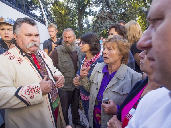 Moeders van soldaten eisen de verkhovna rada — Stockfoto