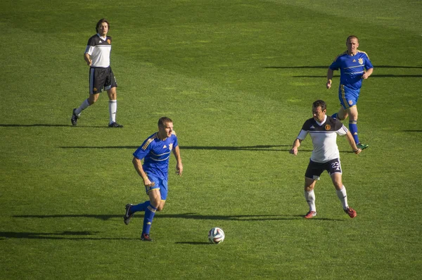 Jogo de futebol solidário no estádio "Dinamo" Kiev — Fotografia de Stock