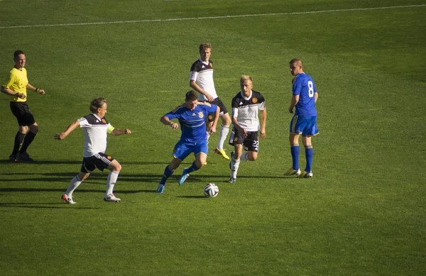 Jogo de futebol solidário no estádio "Dinamo" Kiev — Fotografia de Stock
