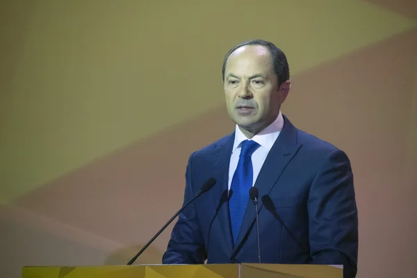 Sergey Tigipko speaks to delegates of congress — Stock Photo, Image