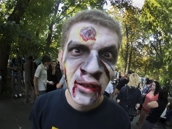 Zombie desfile en kyiv — Foto de Stock