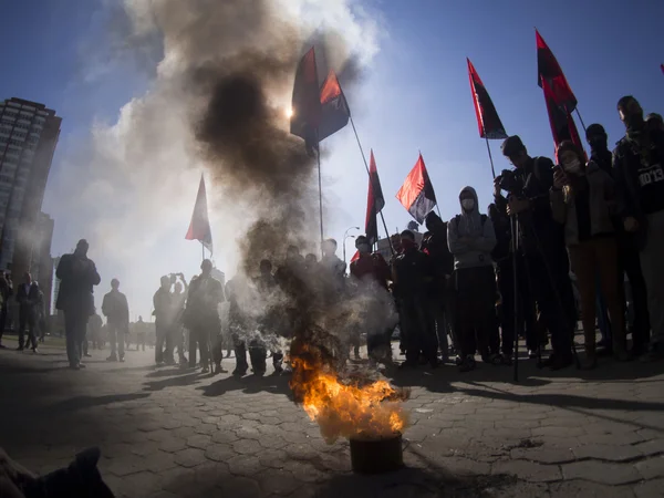 "Right sector" lit smoke bomb at CEC — Stock Photo, Image